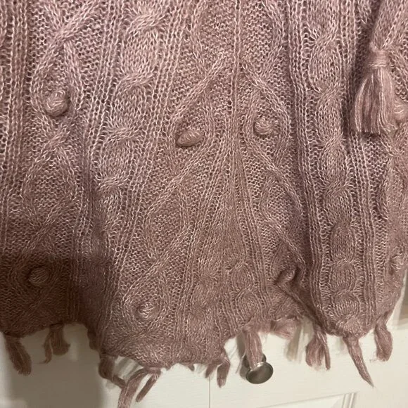 PrAna Shelby Poncho Sweater Pink Wool blend Wm L Boho Fringe Hem Tassle Tie Neck - Picture 5 of 9